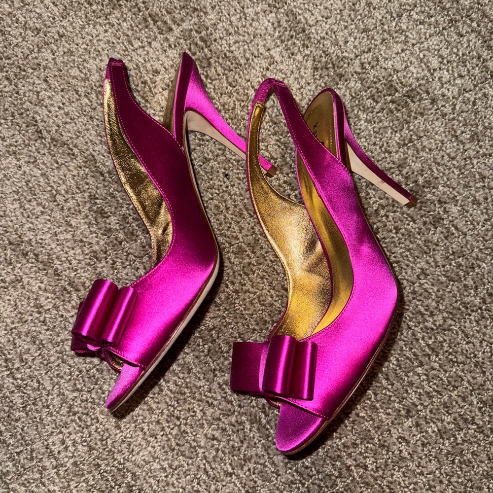 Kate Spade ♠️ Charm heels